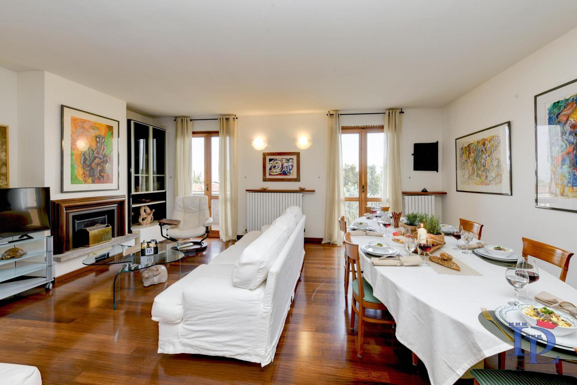 Desenzanoloft Official Partner Marriott Homes & Villas - Gardastar La Stella Del Lago Desenzano del Garda Kültér fotó