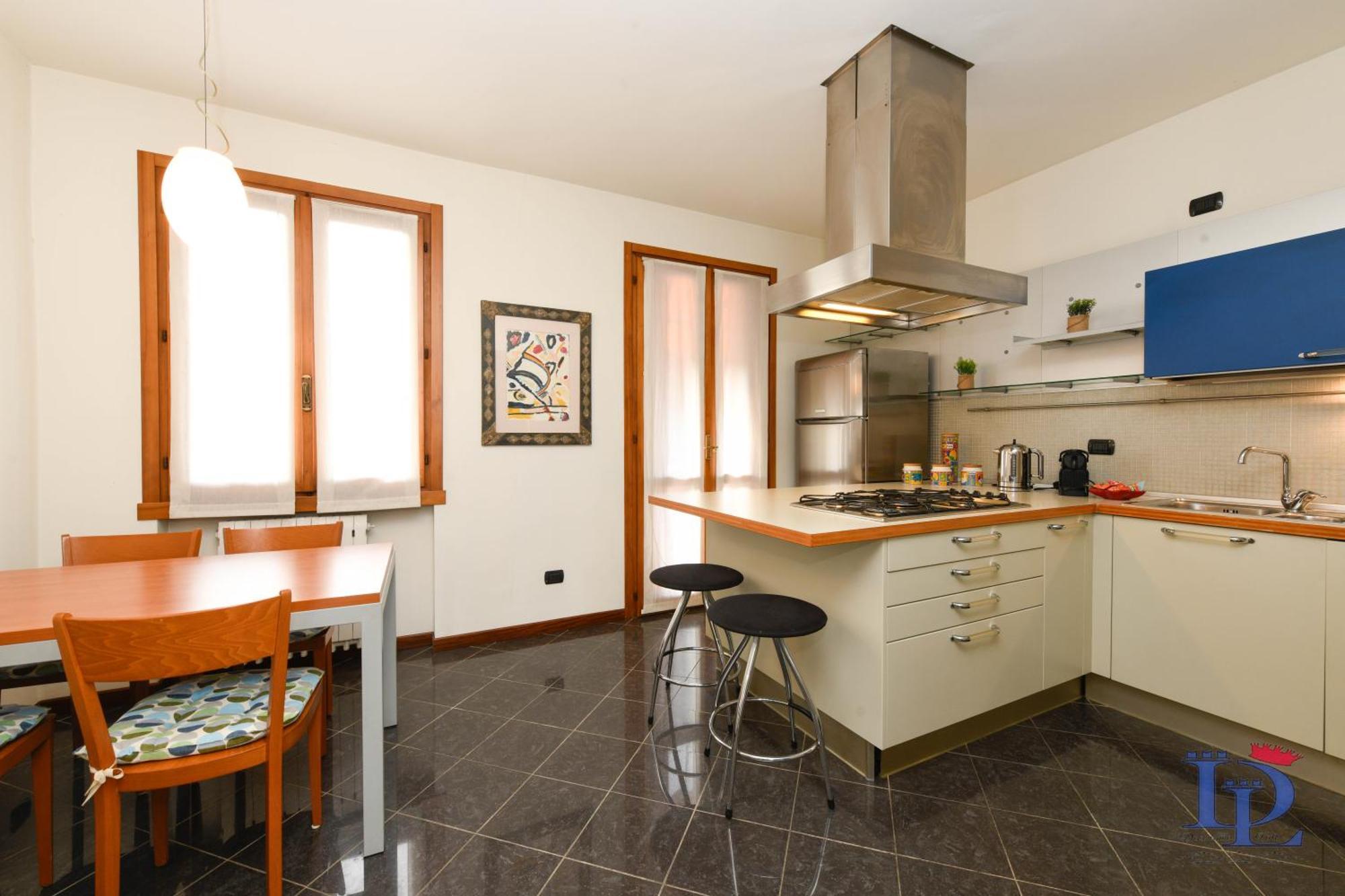 Desenzanoloft Official Partner Marriott Homes & Villas - Gardastar La Stella Del Lago Desenzano del Garda Kültér fotó