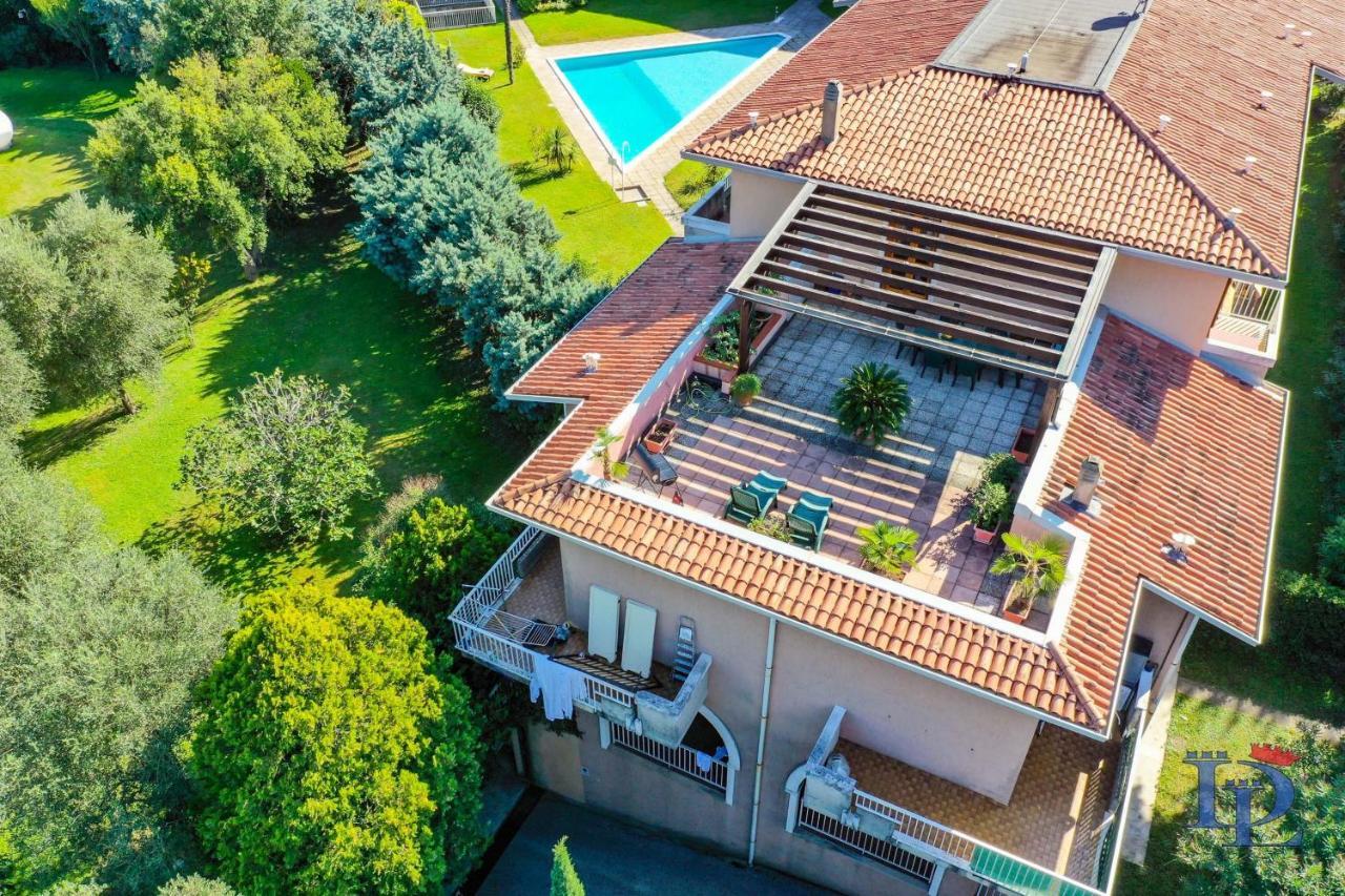 Desenzanoloft Official Partner Marriott Homes & Villas - Gardastar La Stella Del Lago Desenzano del Garda Kültér fotó